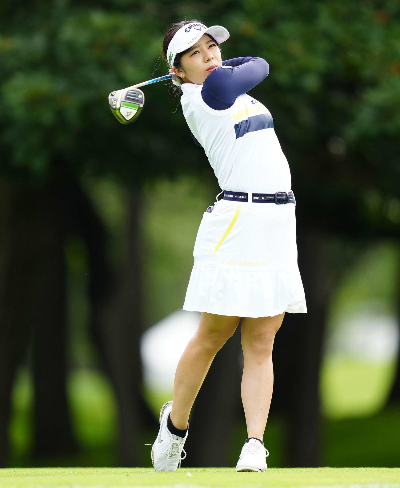 3番、ティーショットを放つ田中（撮影・江口和貴）