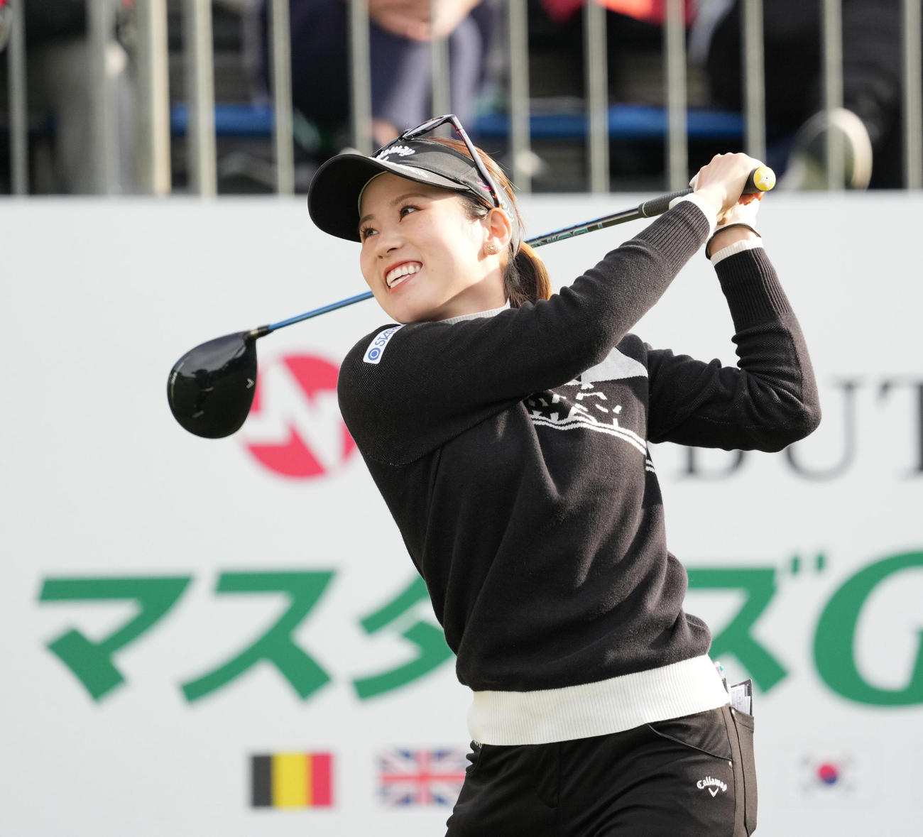 マスターズGCレディース第1日　10番、準備する西村優菜（撮影・清水貴仁）