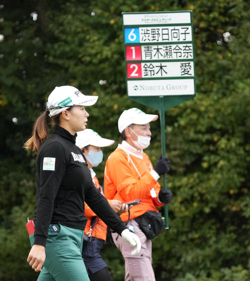 マスターズGCレディース第1日　初日6オーバーと苦しいスタートとなる渋野日向子（撮影・清水貴仁）