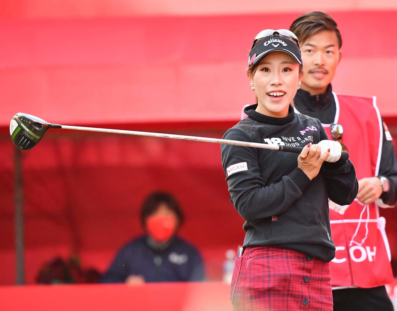 https://www.nikkansports.com/sports/golf/news/img/202111260000025-w1300_3.jpg