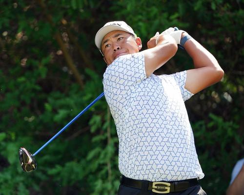 松山英樹が最終調整 金谷拓実らと練習ラウンド 痛めた首を気にする様子なく 米国男子ゴルフ写真ニュース 日刊スポーツ 松山英樹が最終調整 金谷拓実らと練習ラウンド 痛めた首を気にする様子なく 米国男子ゴルフ写真ニュース 日刊スポーツ