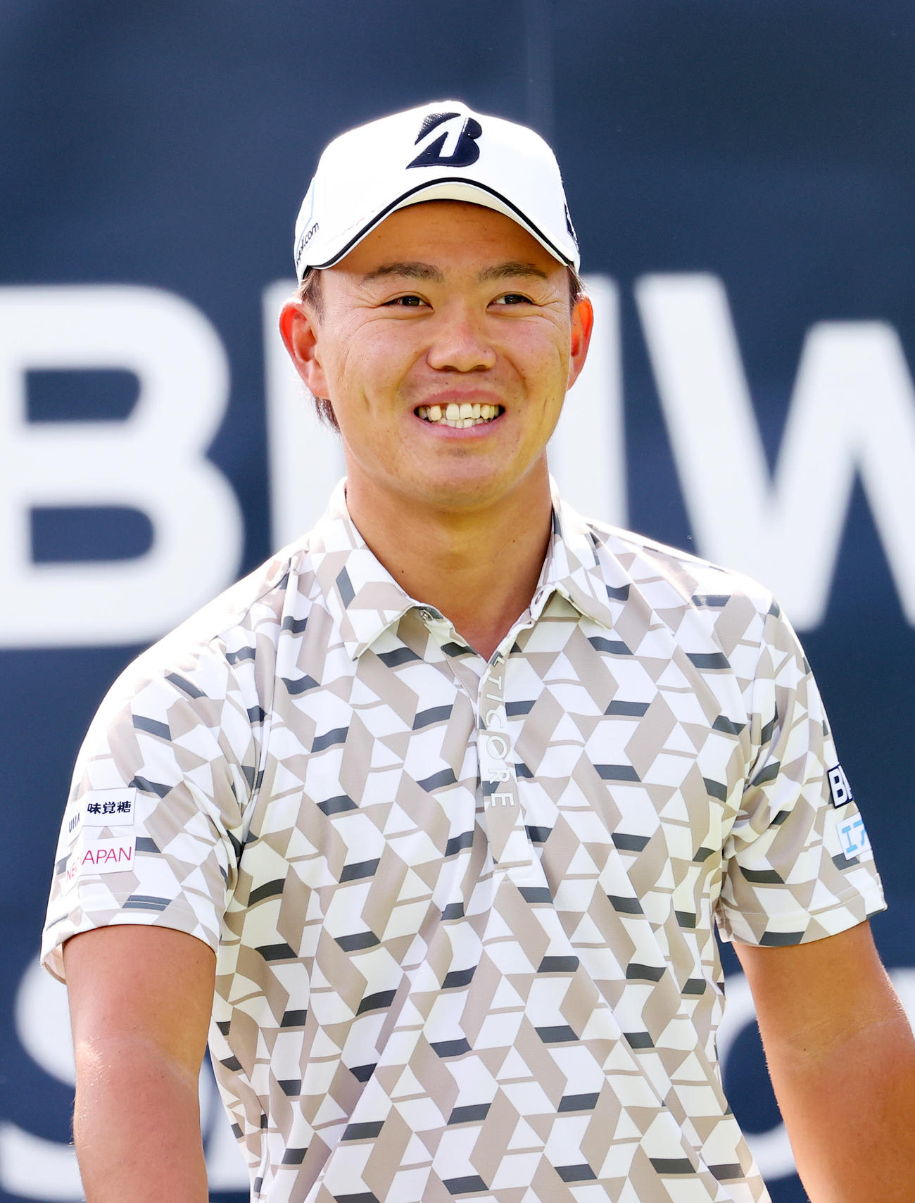 1番、笑顔を見せる木下（撮影・鈴木正人）