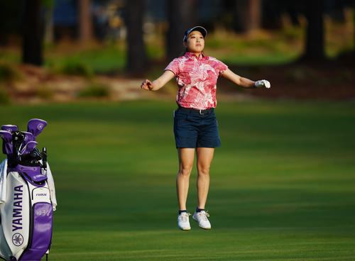 1番、ジャンプする高木（撮影・江口和貴）