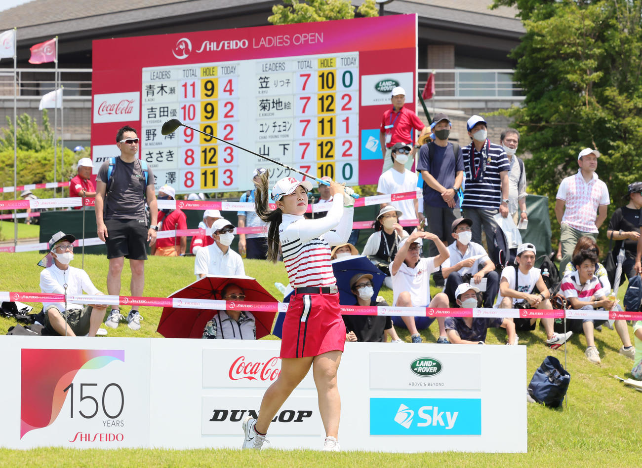 首位と1打差で10番に臨む吉田（撮影・足立雅史）