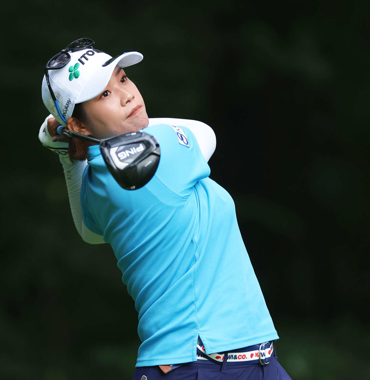 2番、ティーショットを放つ浜田（撮影・河田真司）