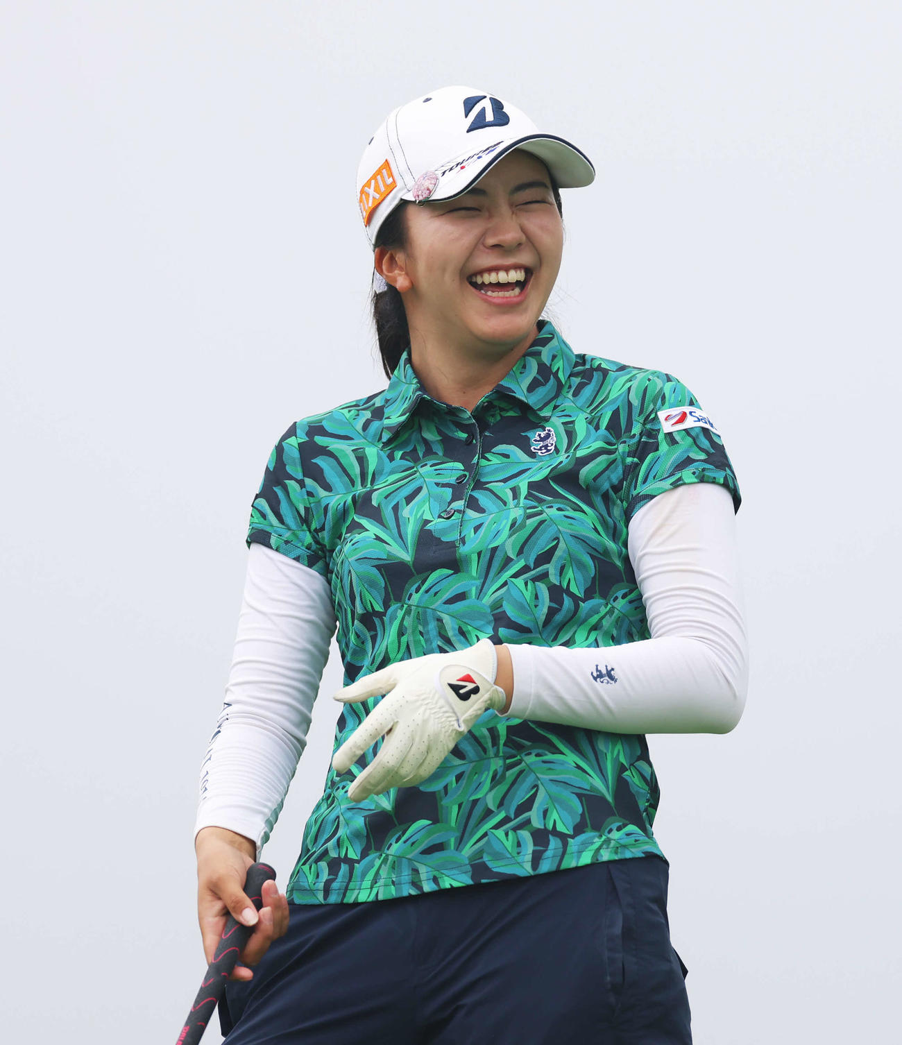 9番、笑顔を見せる堀（撮影・河田真司）