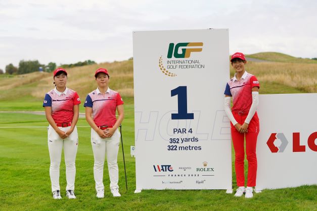 世界女子アマチュアゴルフチーム選手権に出場する日本代表チーム、左から上田澪空、橋本美月、馬場咲希（JGA提供）