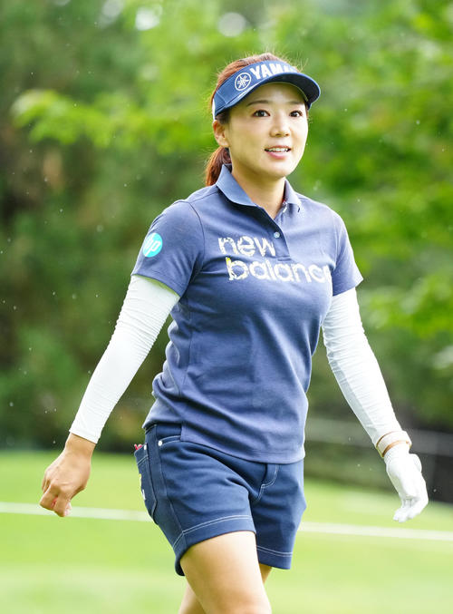 プロアマ戦に臨む有村智恵（撮影・江口和貴）