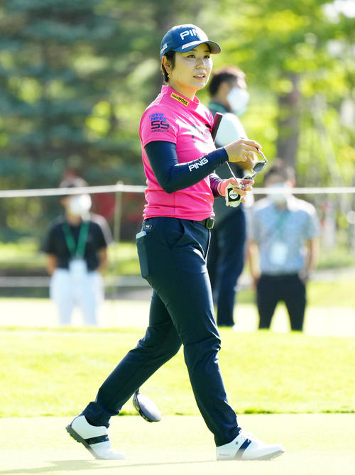 プロアマ戦に臨む比嘉真美子（撮影・江口和貴）