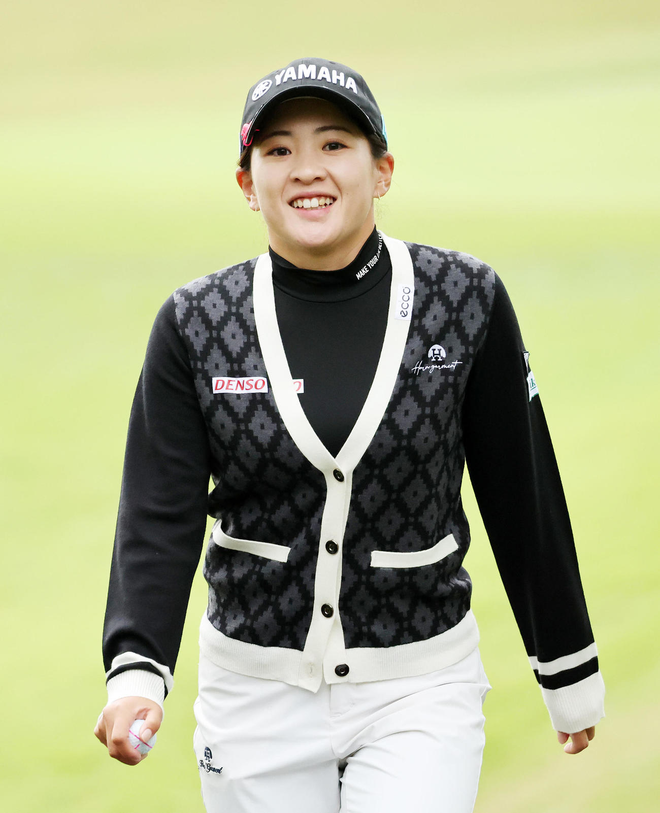 2番、ティー前、笑顔を見せる永井（撮影・鈴木正人）