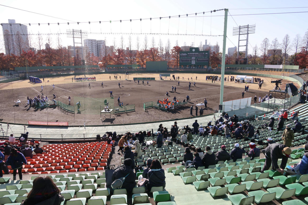 渋野日向子杯第1回岡山県ソフトボール大会　岡山県野球場の全景（撮影・加藤孝規）
