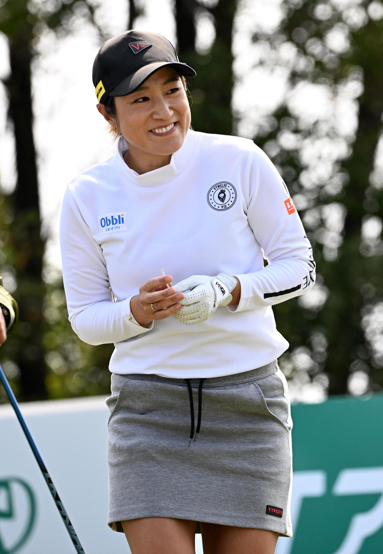 1番、笑顔でスタートする藤本（撮影・前岡正明）