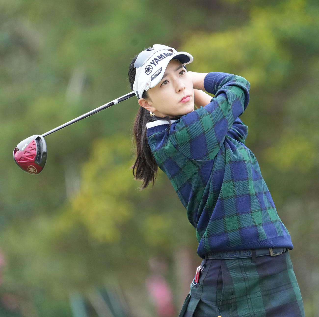 10番、ティーショットを放つユン・チェヨン（撮影・狩俣裕三）