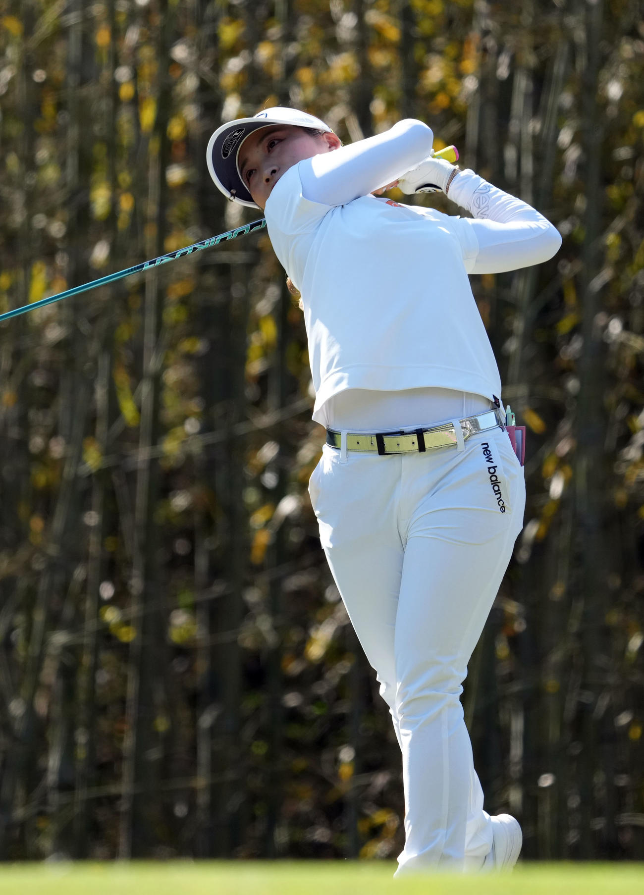 3番、ティーショットを放つ大出（撮影・狩俣裕三）