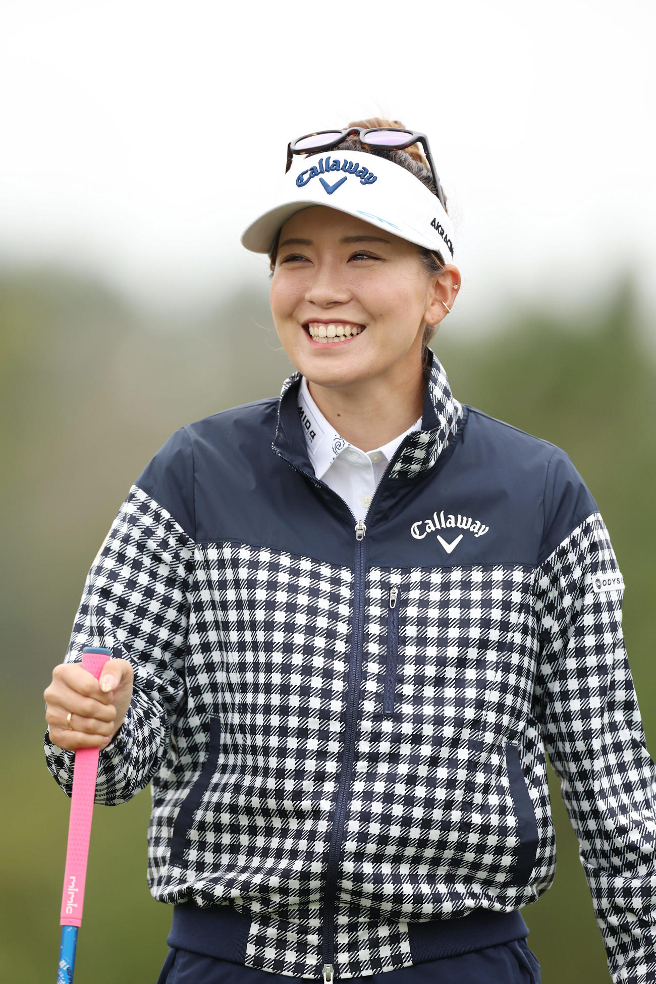 プロアマ戦で笑顔を見せる藤田（撮影・前田充）