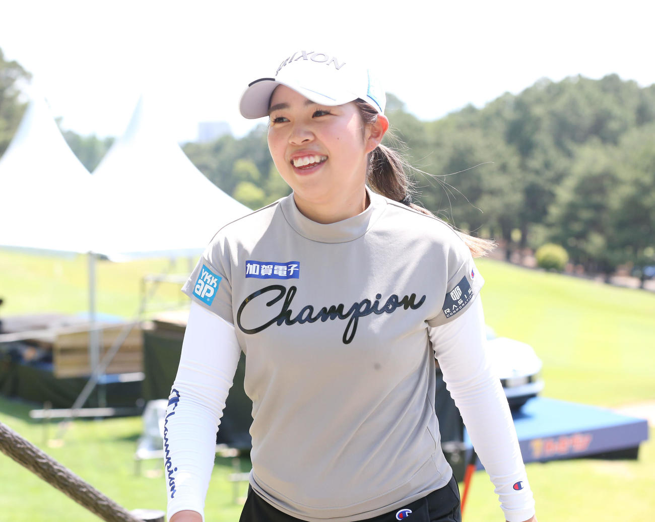 練習を終えて笑顔を見せる山下美夢有（撮影・冨田成美）