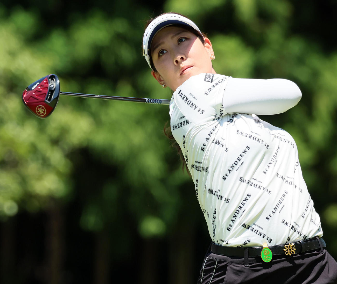 3番、ティーショットを放つ福田真未（撮影・加藤哉）