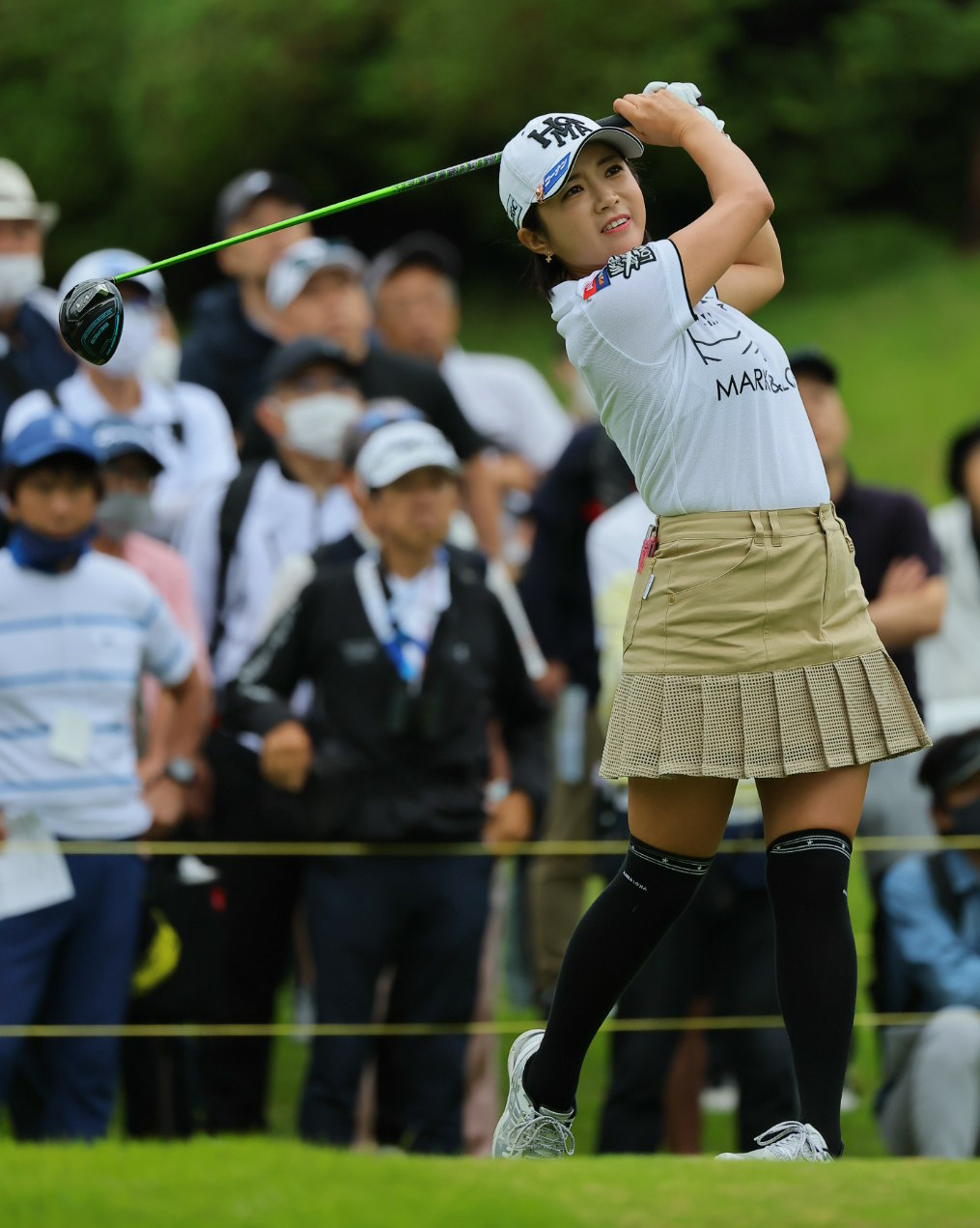 10番、ティーショットを放つイ・ボミ（撮影・上田博志）