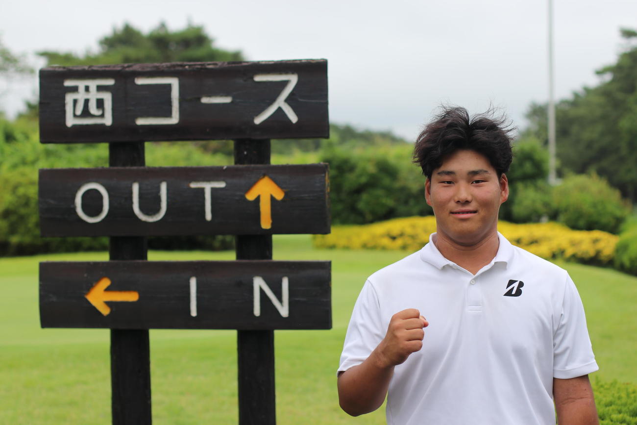優勝した外岩戸晟士(代々木1年）