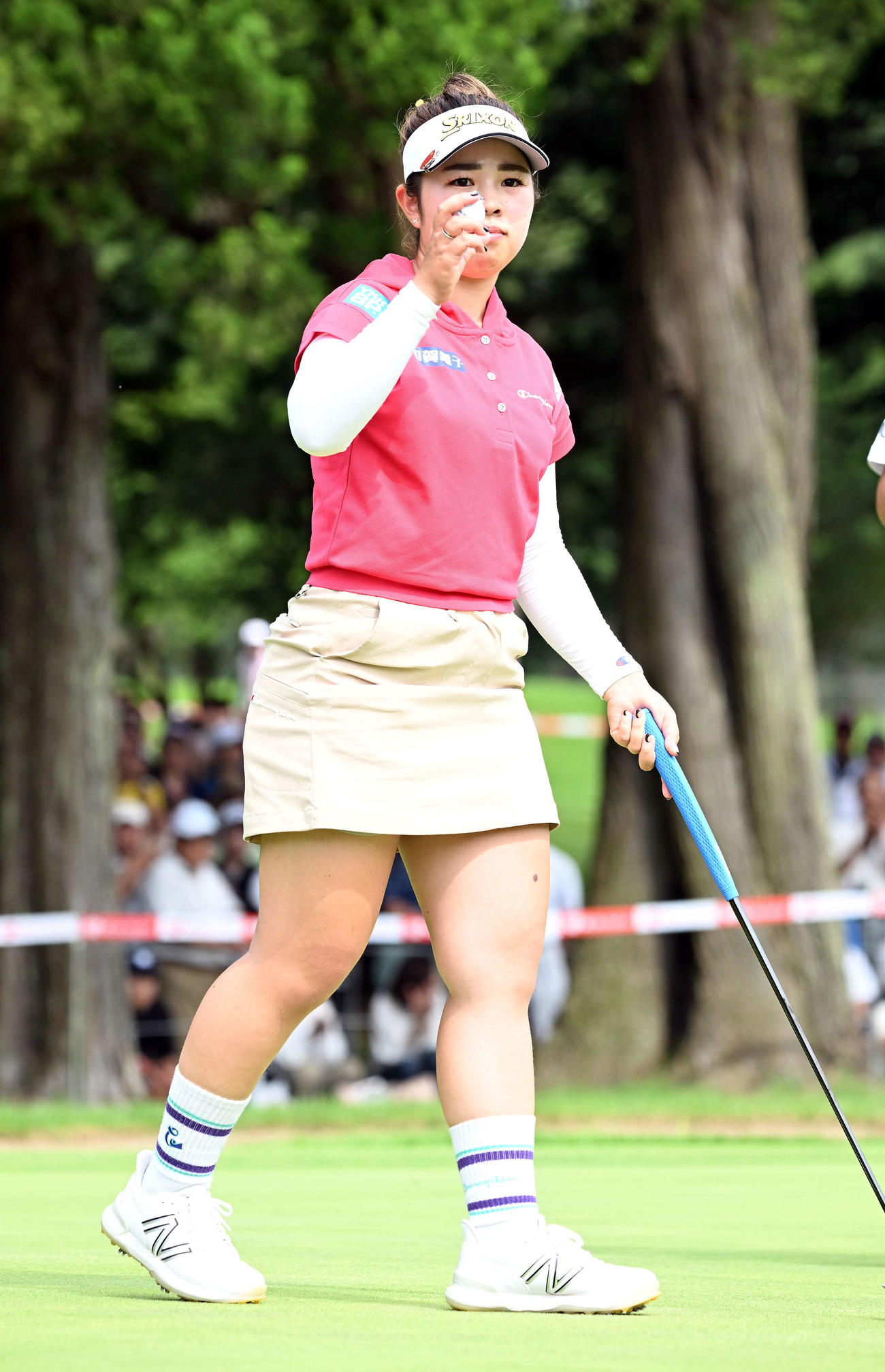通算17アンダーで優勝を飾った山下美夢有（撮影・たえ見朱実）