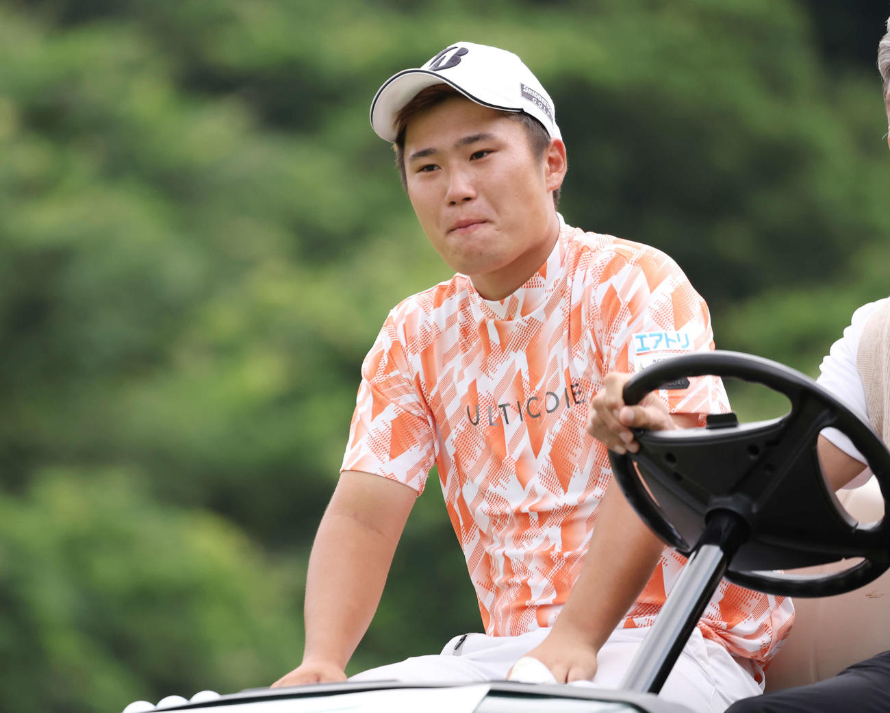 緊張した表情でプレーオフに向かう長野（撮影・宮地輝）
