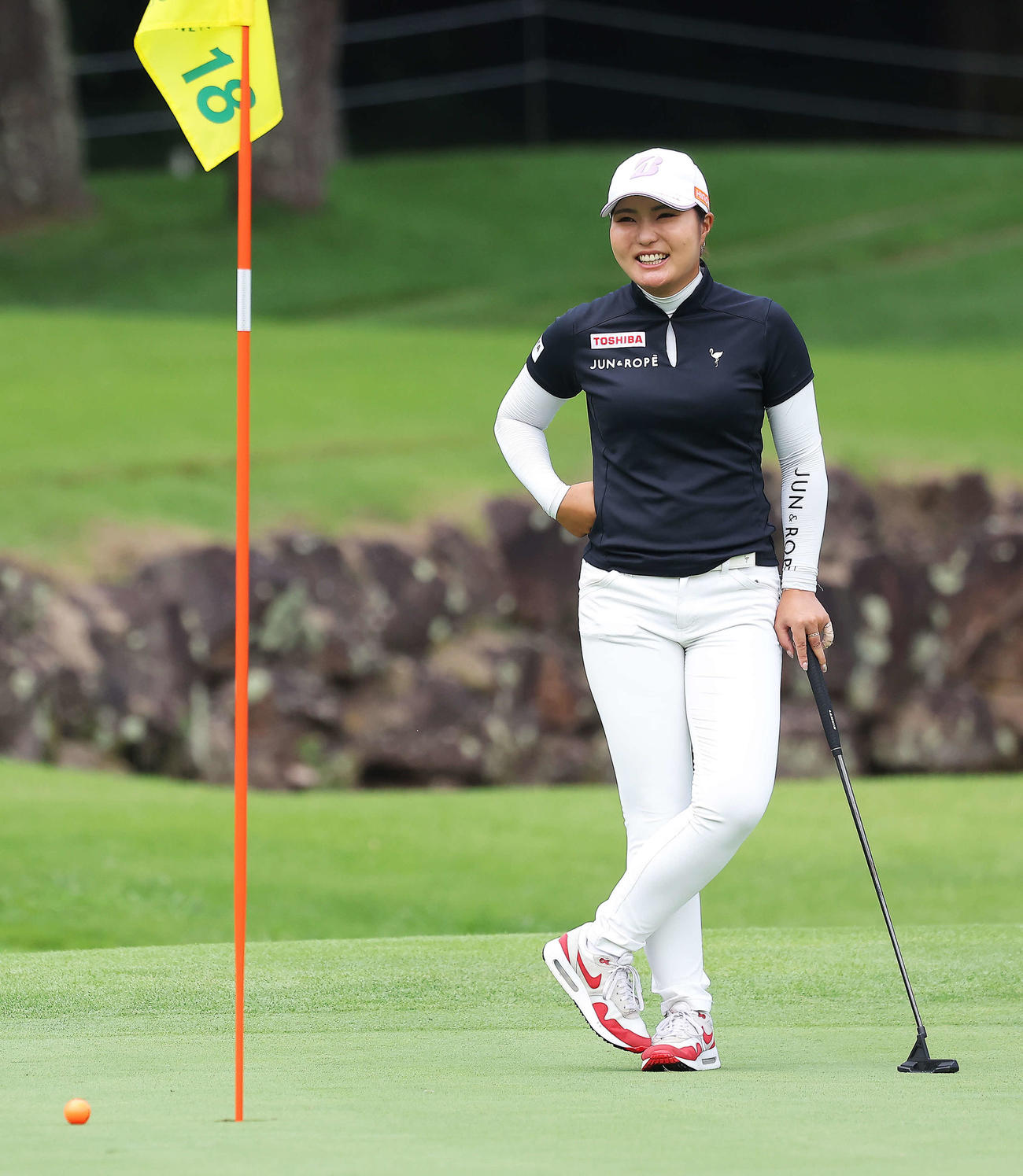 プロアマ大会で笑顔を見せる高橋（撮影・河田真司）