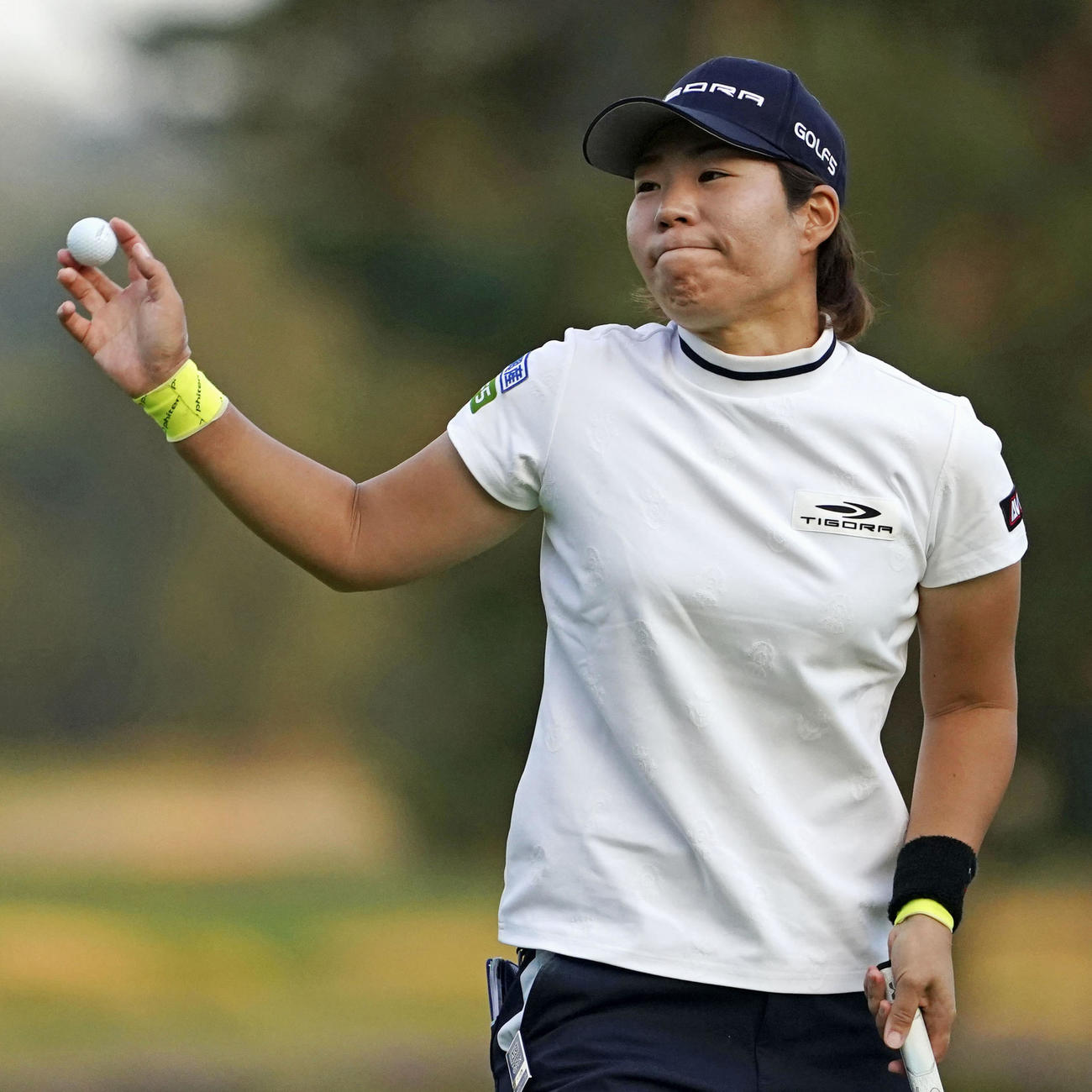 第1ラウンド、2アンダーで7位の穴井詩（共同）