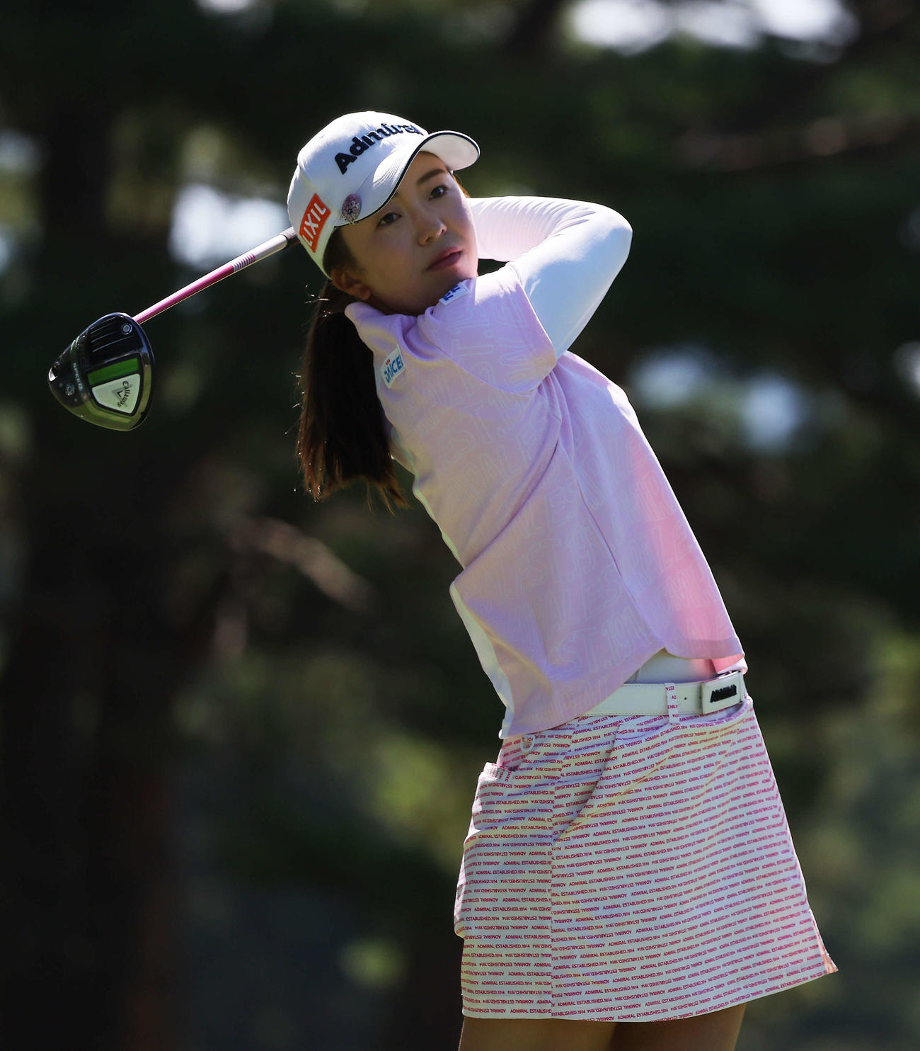 4番、ティーショットを放つ堀（撮影・河田真司）