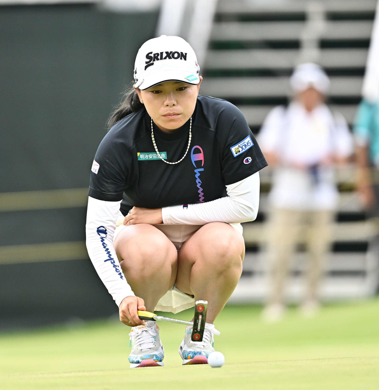 勝みなみ、ホールアウト時点で4位に浮上「いいリズムで回ることができました」 - 国内女子ゴルフ写真ニュース : 日刊スポーツ
