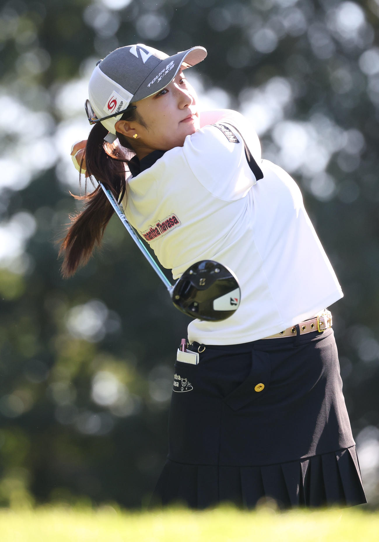 11番、ティーショットを放つ阿部未悠（撮影・佐藤翔太）