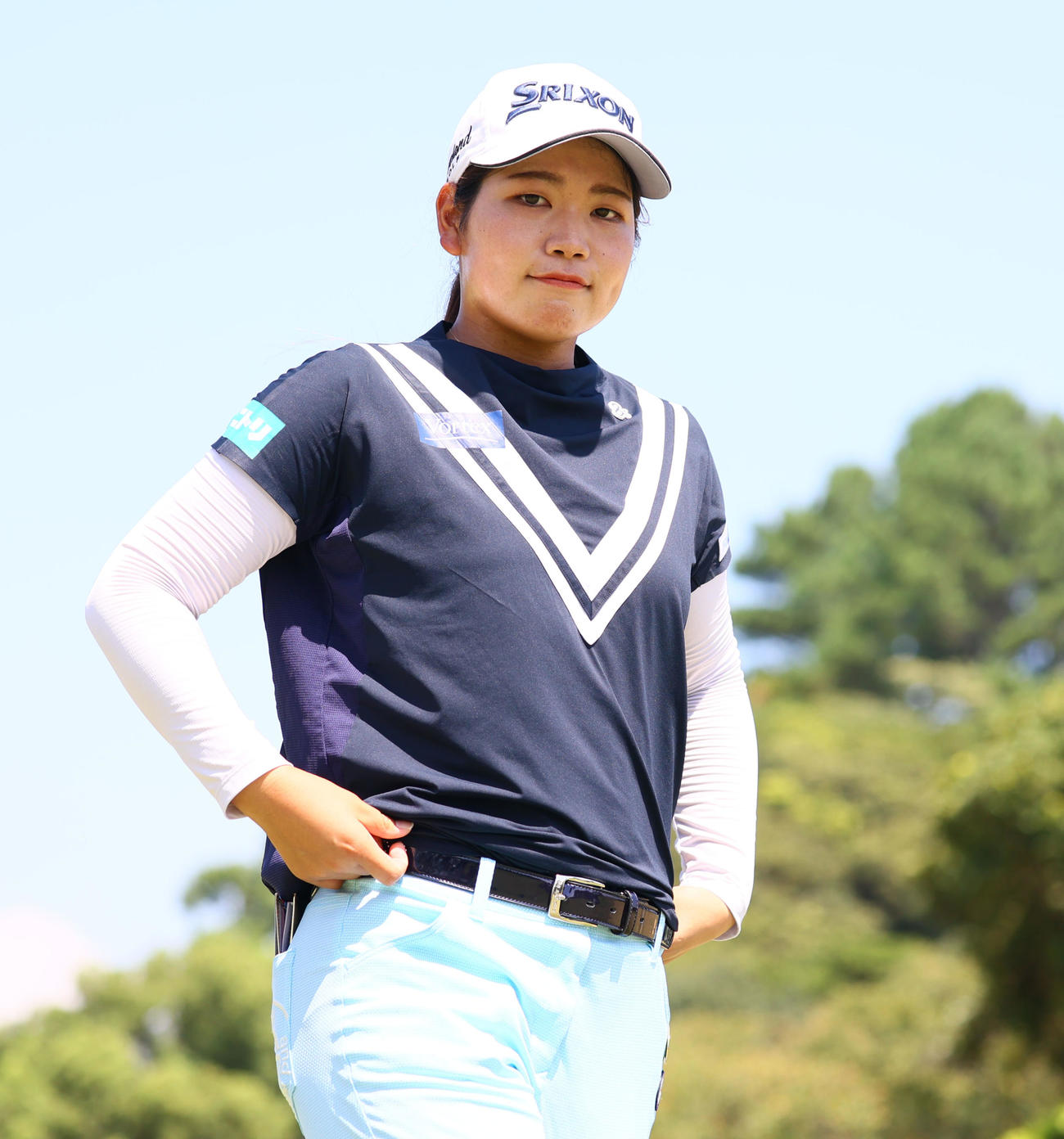 15番へ向かう桜井（撮影・冨田成美）