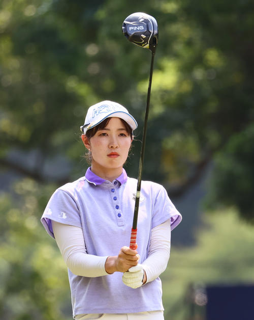 6番 ティーグラウンドで狙いを定める蛭田(撮影・冨田成美)