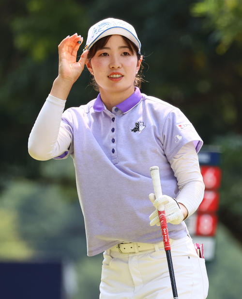 6番 打球を見つめる蛭田(撮影・冨田成美)