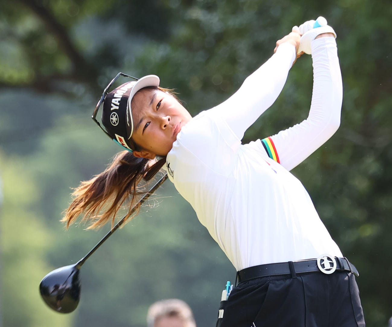 6番　ティーショットを放つ神谷（撮影・冨田成美）