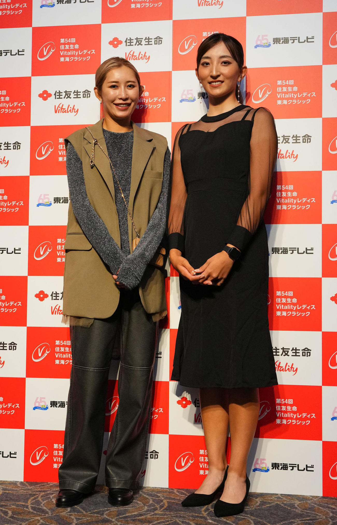 住友生命Vitalityレディス東海クラシック　前夜祭に参加した金田久美子（左）と脇元華（撮影・藤尾明華）