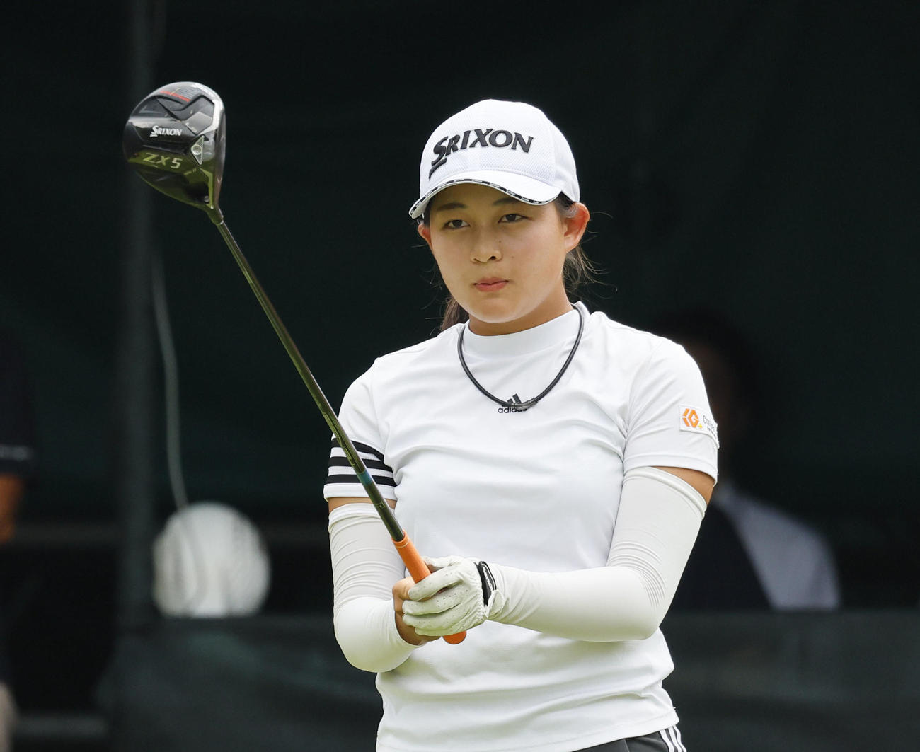 1番、狙いを定める神谷桃歌（撮影・藤尾明華）