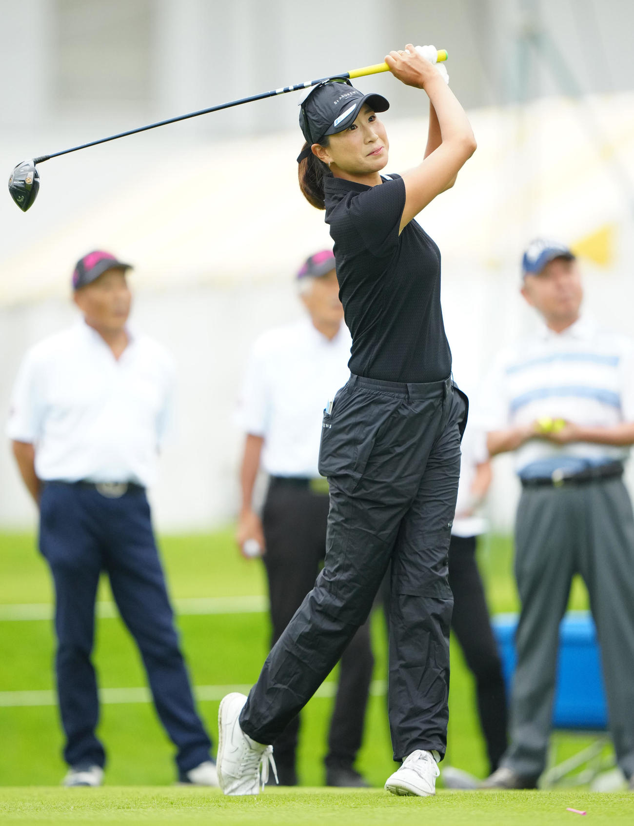 プロアマ戦でティーショットを放つ木戸愛（撮影・江口和貴）