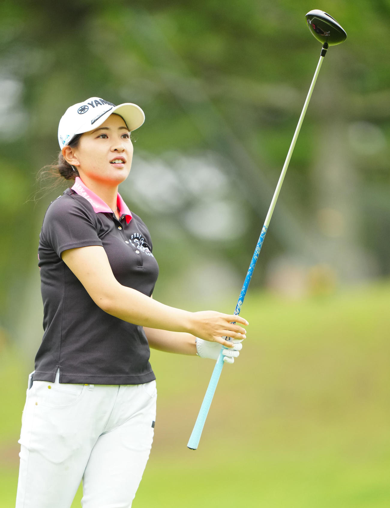 プロアマ戦でティーショットを放つ永井花奈（撮影・江口和貴）