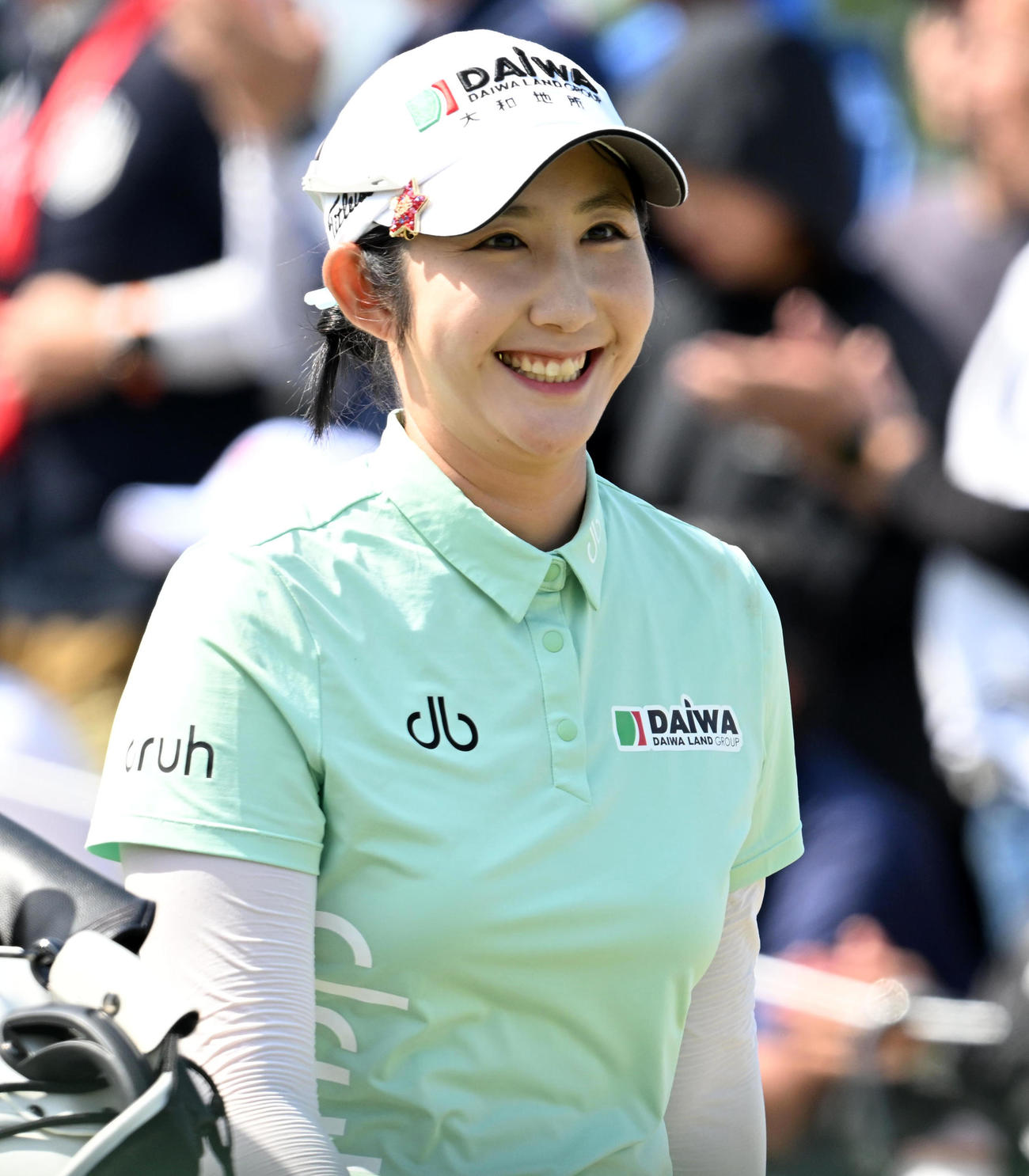 1番、笑顔でスタートするペ・ソンウ（撮影・前岡正明）