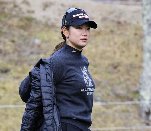 エリエールレディースオープン　プロアマ戦に臨む原英莉花（撮影・藤尾明華）