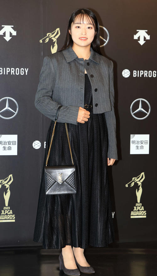 「JLPGA AWARDS 2023」でドレスアップしたウー・チャイエン（撮影・浅見桂子）