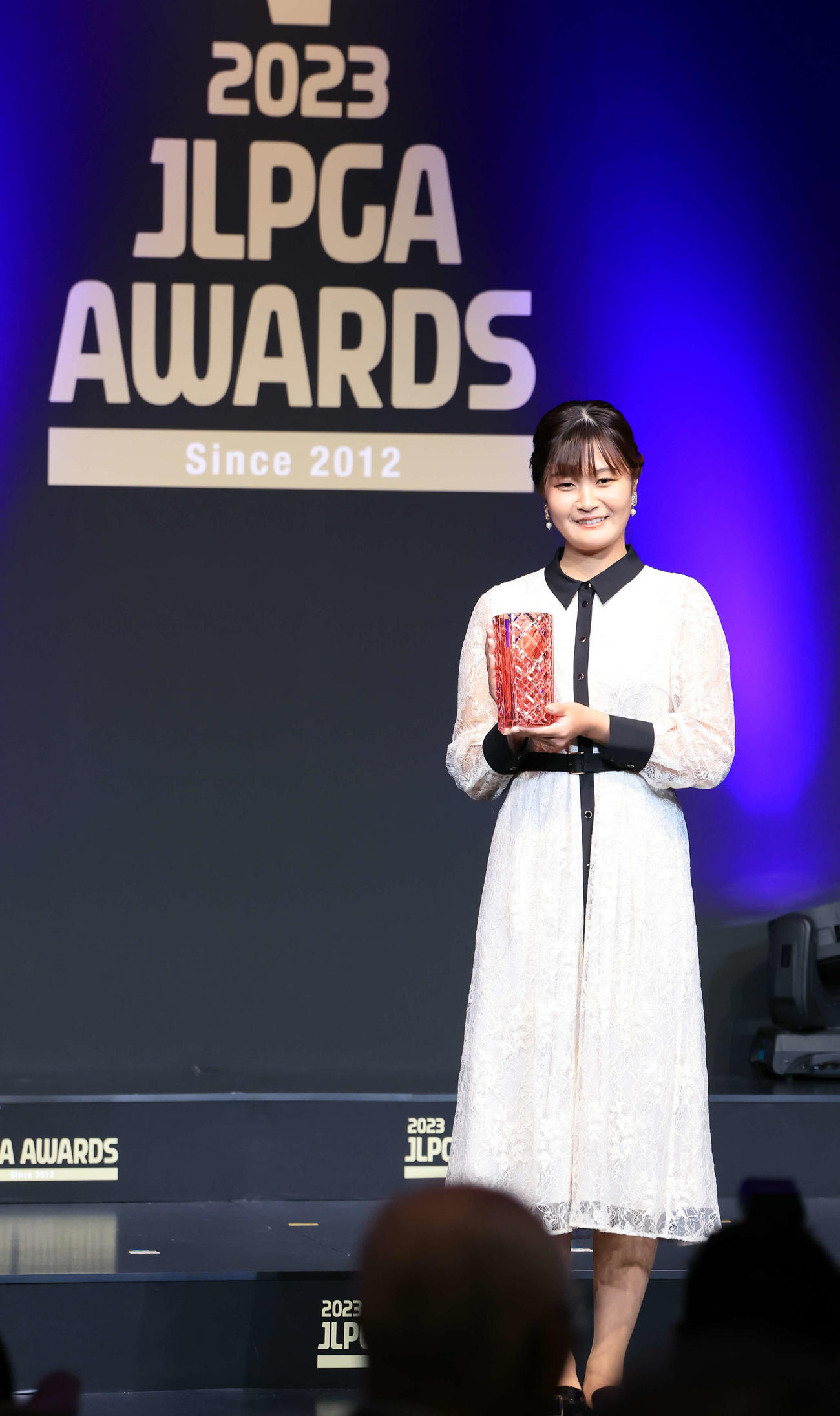 「JLPGA AWARDS 2023」で新人賞を受賞した神谷そら（撮影・浅見桂子）