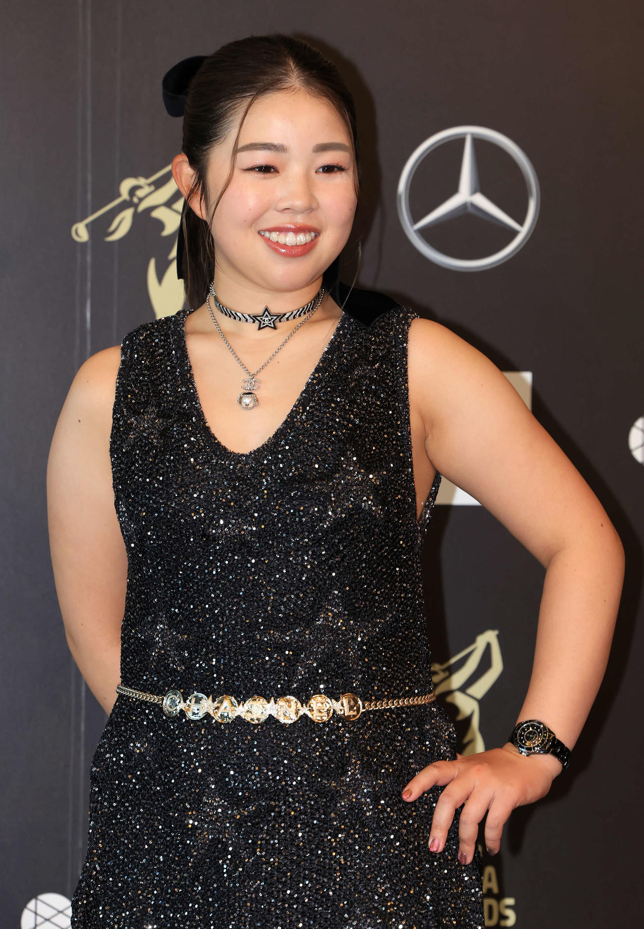 「JLPGA AWARDS 2023」でドレスアップした山下美夢有（撮影・浅見桂子）