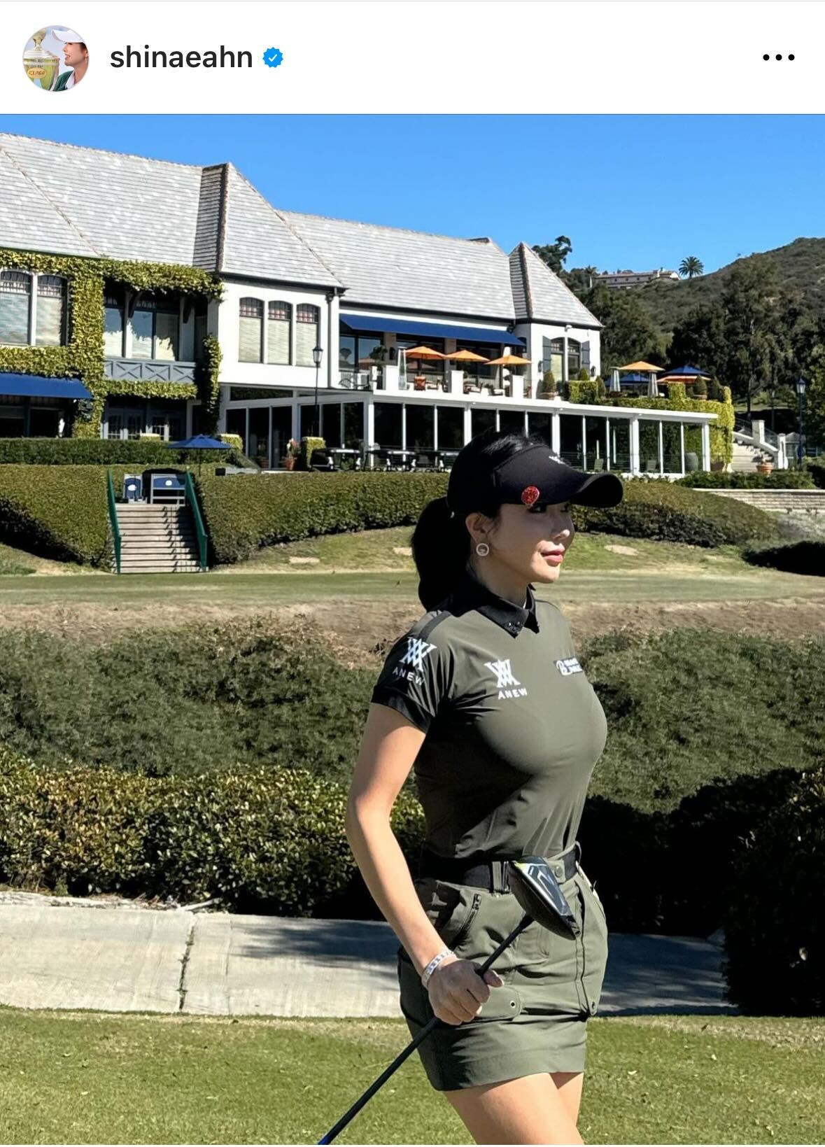 アン・シネのインスタグラムから