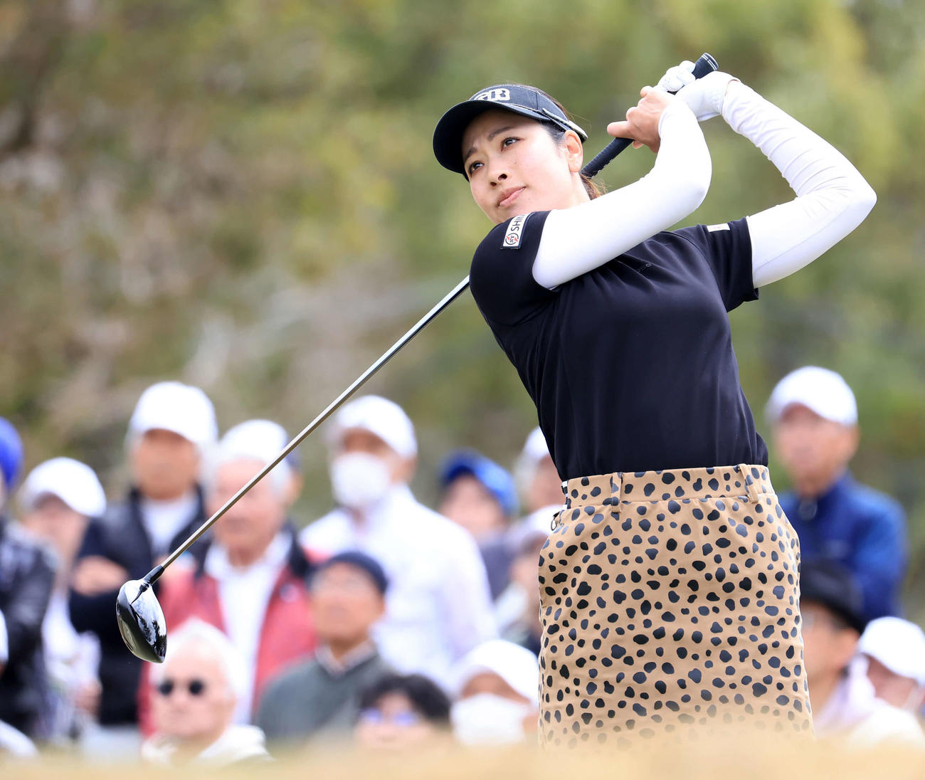 10番、ティーショットを放つ森田（撮影・浅見桂子）