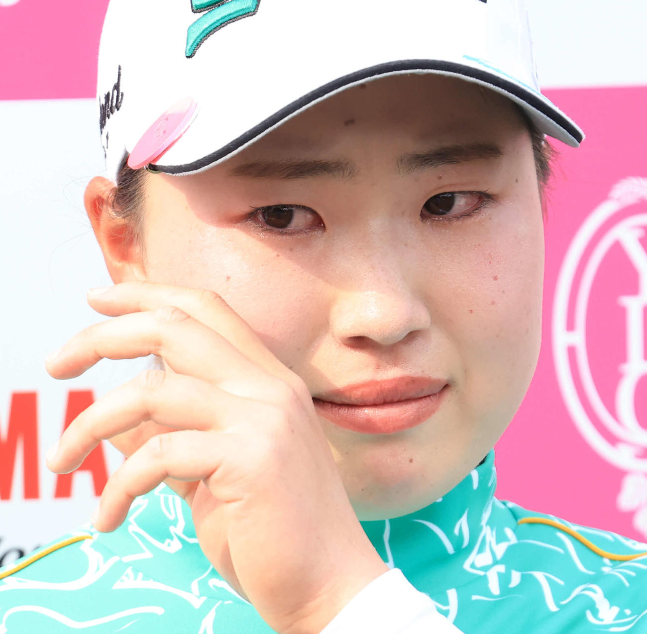 惜しくも初優勝を逃し、涙を流す竹田（撮影・浅見桂子）