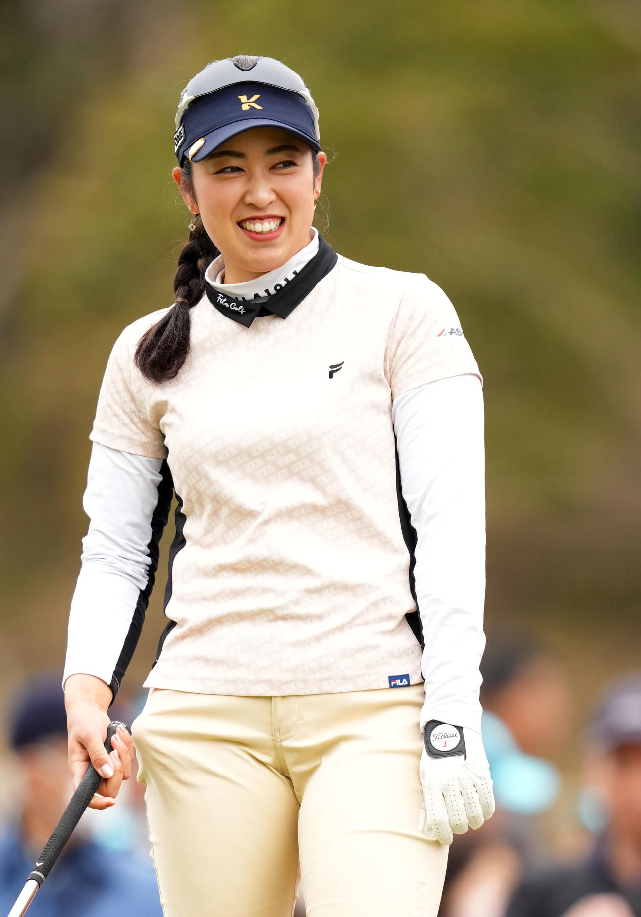 1番、笑顔を見せる天本ハルカ（撮影・横山健太）