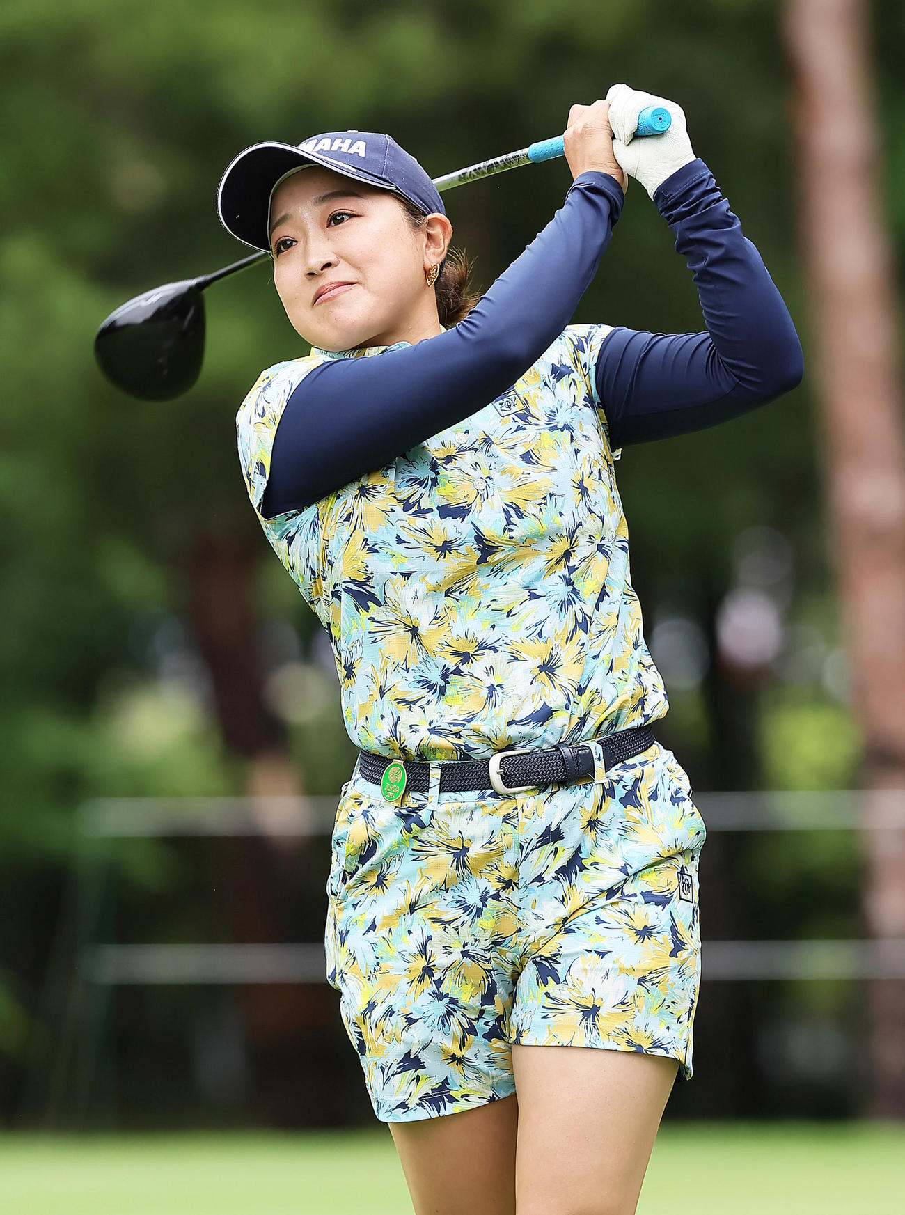9番、ティーショットを放つ高木優奈（撮影・足立雅史）