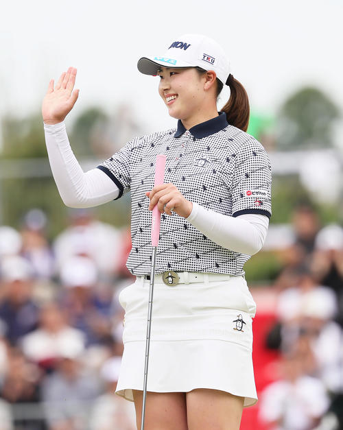 優勝を決め笑顔を見せる竹田(撮影・足立雅史)