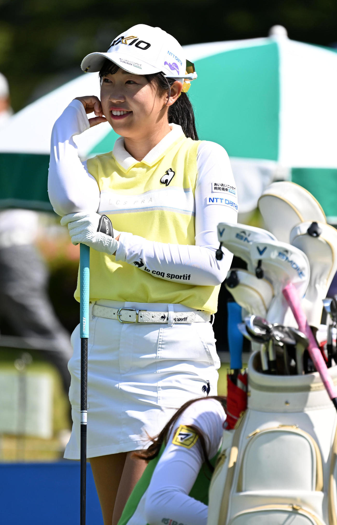 1番、スタート前に笑顔を見せる菅沼（撮影・前岡正明）